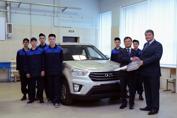 Техникум «Автосервис» получил автомобиль Hyundai Creta