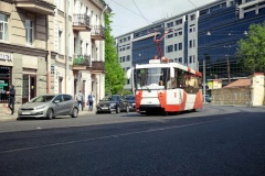 По поручению губернатора завершен ремонт трамвайных путей на Старо-Петергофском проспекте