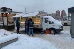 Территории у пяти станций метро освободили от незаконной уличной торговли