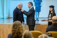 В Кронштадте за мужество и отвагу наградили участника СВО