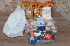 Свыше 65 тысяч продуктовых наборов выдано на сегодня в детских садах и школах Кировского района