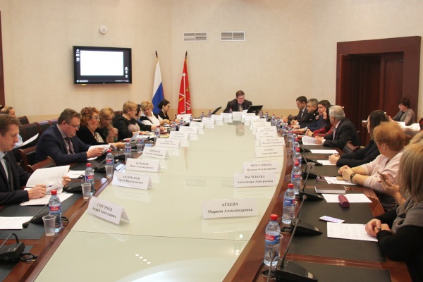 Вопрос реализации Всероссийского физкультурно-спортивного комплекса "Готов к труду и обороне" обсудили на заседании Коллегии администрации Фрунзенского района