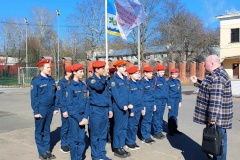 Дружина юных пожарных "Спасатель" из учеников 5-7 классов школы №556