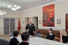 Глава Московского района провел церемонию вручения государственных наград военнослужащим