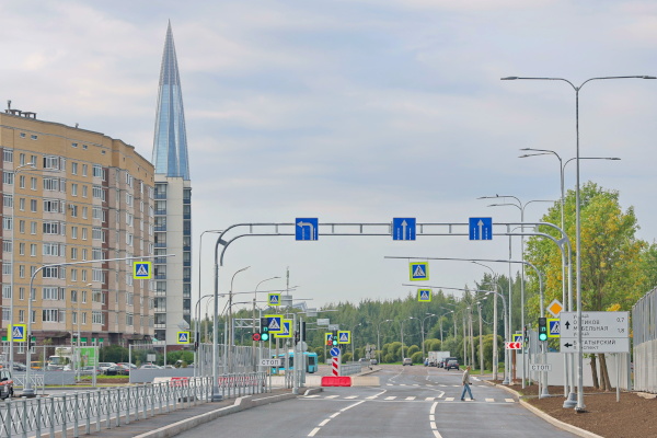Открытие  участка Шуваловского проспекта от Камышовой до Планерной улицы.