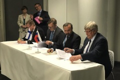 Петербургские фармацевты развивают экспортные возможности