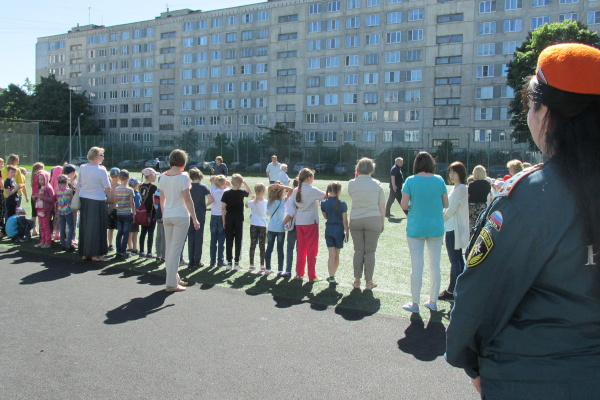 В детских оздоровительных лагерях Фрунзенского района проходят тренировочные эвакуации и инструктажи