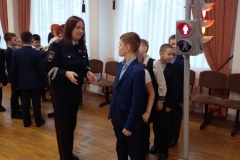 Для купчинских школьников провели урок безопасности в рамках образовательного проекта «Лаборатория безопасности»