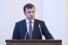Замена и ремонт теплосетей, снижение тарифов, «холодные чердаки» и ремонт кровель – город готовится к новому сезону