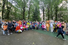 Масштабный детский праздник «Незнайка на Неве» прошел в Центре реабилитации Невского района