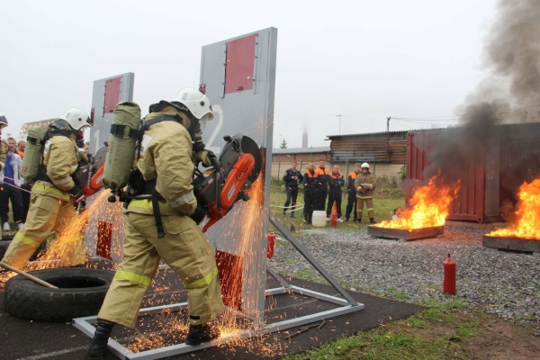 Юные петербургские спасатели – лучшие в России