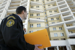 За долги по коммунальным платежам расселены две квартиры