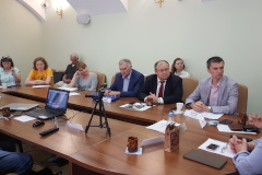 Представитель Комитета по природопользованию предложил членам экологического пресс-клуба «Последняя среда» принять участие в разработке Концепции по экопросвещению