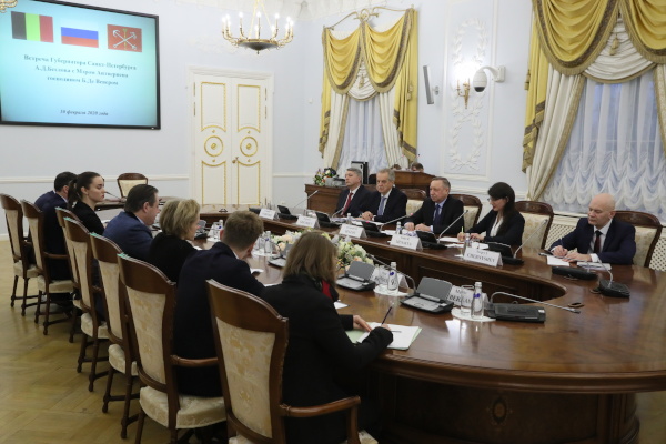 Встреча с мэром Антверпена Бартом де Вевером