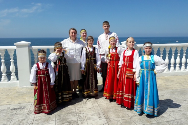Ансамбль «Перезвон» вернулся с победами с Международного конкурса в Анапе
