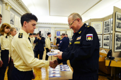 Торжественная церемония приема школьников Приморского района в ряды Юнармии