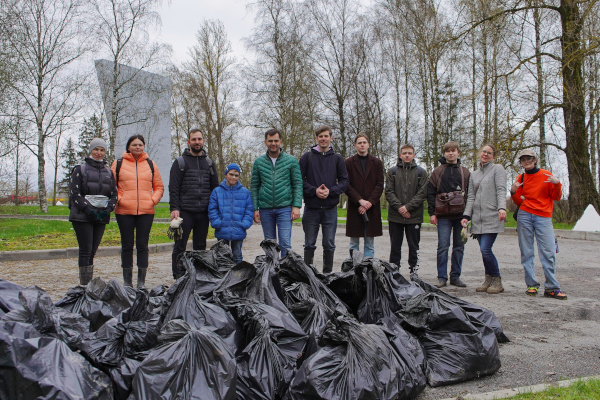 Петербург присоединился к Всероссийской неделе субботников «Мы за чистоту»!