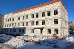 На улице Ольги Форш завершён ключевой этап строительства новой современной поликлиники – полностью возведён каркас здания