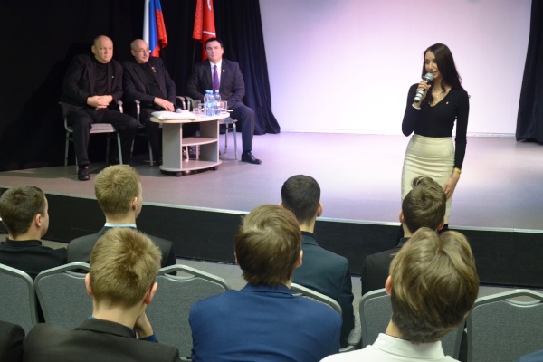 Встреча "Герои России" с участием учеников школ и лицеев Кировского района