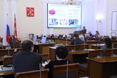 Город направит на питание льготных категорий школьников и учащихся колледжей почти 9 млрд рублей
