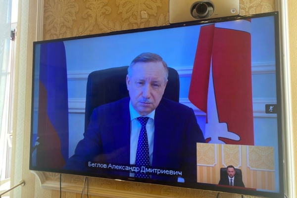 Город выделит средства на содержание экологических аварийных служб и системы водоводов к фонтанам Петергофа