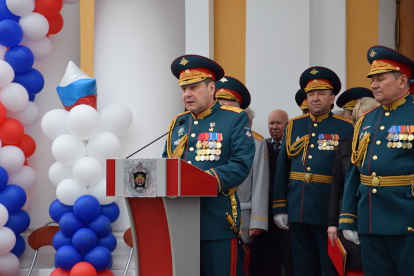 Выпускники Военной академии получили дипломы и аттестаты в стенах Петропавловской крепости