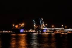 Сегодня будет разведён Благовещенский мост 