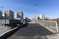 «Мостотрест» восстановил асфальтобетонное покрытие на Славянском мосту
