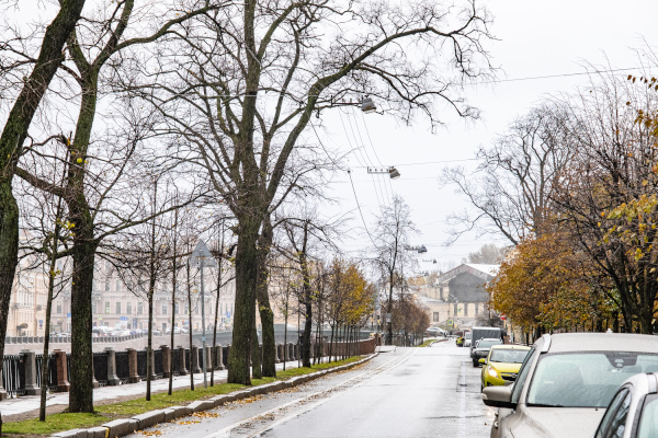 На набережной реки Фонтанки началась модернизация уличного освещения