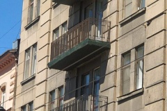 Оставшиеся балконы на Кирочной, 20 демонтируют щадящим способом