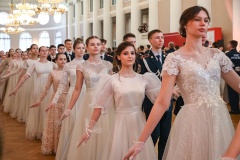 Ученики школ Калининского района приняли участие во Втором Санкт‑Петербургском кадетском балу