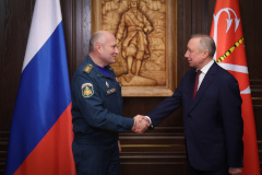 Александр Беглов и Александр Куренков обсудили расширение возможностей петербургского пожарно-спасательного гарнизона