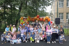 В Центре социальной помощи семье и детям Пушкинского района «Аист» поздравили будущих первоклассников