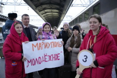 Смена «Единство» началась для школьников из Мариуполя, приехавших на «Петербургские каникулы»