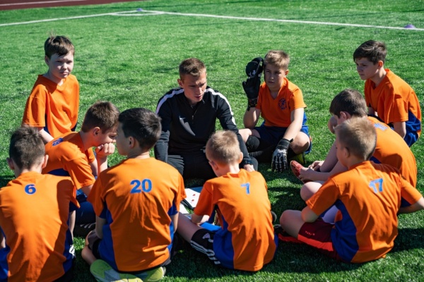 В Московском районе стартовал турнир по футболу среди дворовых команд