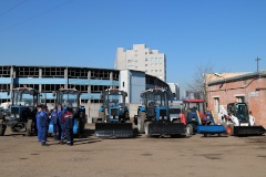 В Кировском районе проверили готовность техники к уборке в летний период