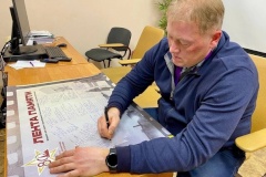 Ленту памяти заполняют по всему району