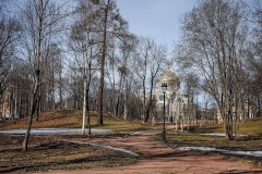 Парки и скверы Кронштадта закрывают на просушку, чтобы привести в порядок после зимы