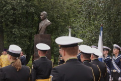 В Московском парке Победы установлен памятник-бюст Спасскому Игорю Дмитриевичу