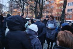 Заместитель главы администрации Фрунзенского района Елена Сальман провела встречу с жителями дома на Белградской 10 к 1