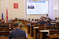 Второй этап Стратегии действий в интересах граждан старшего поколения предусматривает развитие системы долговременного ухода