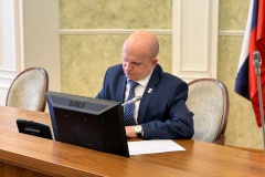 Глава района Виктор Полунин провел заседание комиссии при администрации по предупреждению и ликвидации чрезвычайных ситуаций и обеспечению пожарной безопасности