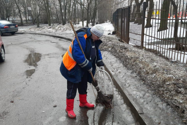 Во Фрунзенском районе продолжается комплексная зачистка территории
