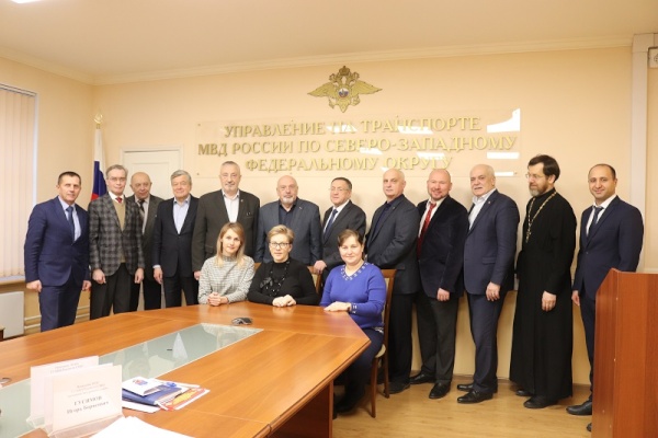 Представители Общественной палаты вошли в состав Общественного совета при УТ МВД России по СЗФО