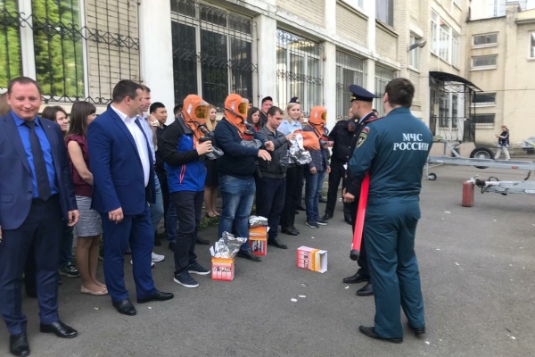 В Кировском районе была проведена тренировочная эвакуация работников МВД