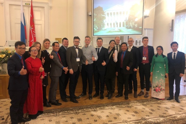 Представители молодежного совета Фрунзенского района стали участниками «Первого российско-вьетнамского молодежного форума»