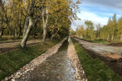 Завершаются работы по очистке Ольгинского канала в Петергофе