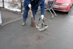 Комплексная уборка мусора продолжается во Фрунзенском районе