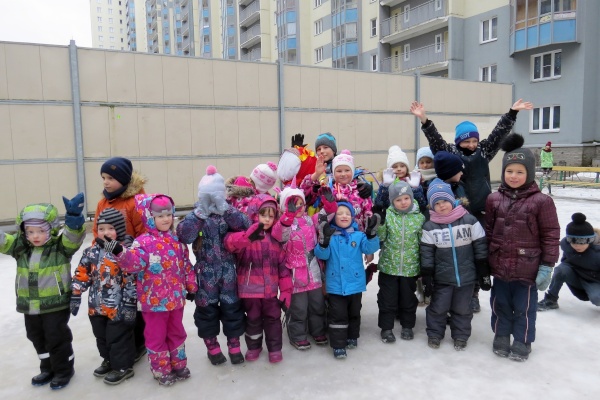 В библиотеке «Интеллект» состоялся уличный праздник «Щедрая масленица»