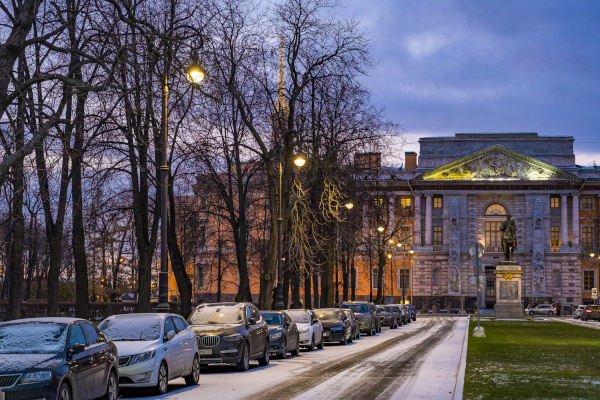 Кленовую улицу преобразили светодиодные фонари